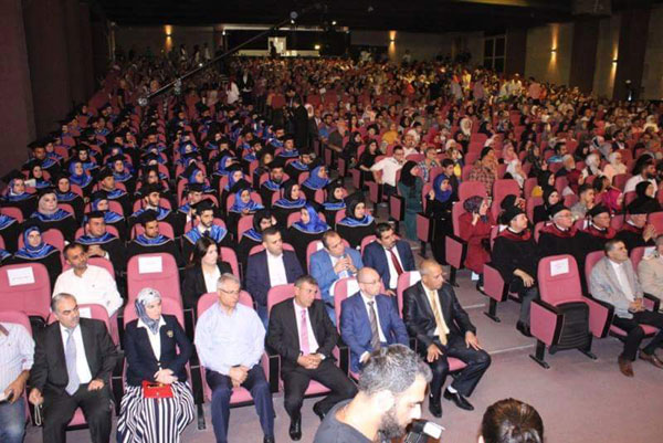 2016-grad05