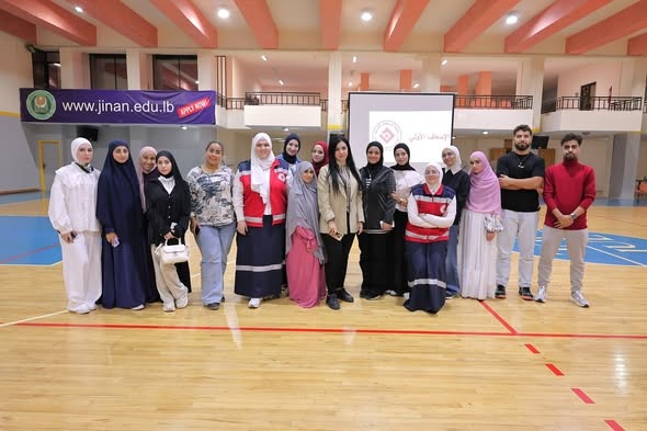 جامعة الجنان تنظّم ورشة تدريبيّة في الإسعافات الأوّليّة بالتّعاون مع جمعيّة الإسعاف اللّبنانيّة