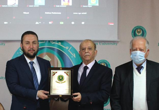 الجنان تكرّم المؤرخ البروفيسور عمر عبد السلام تدمري