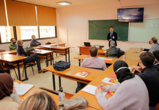 دورة في كلية الصحة العامة