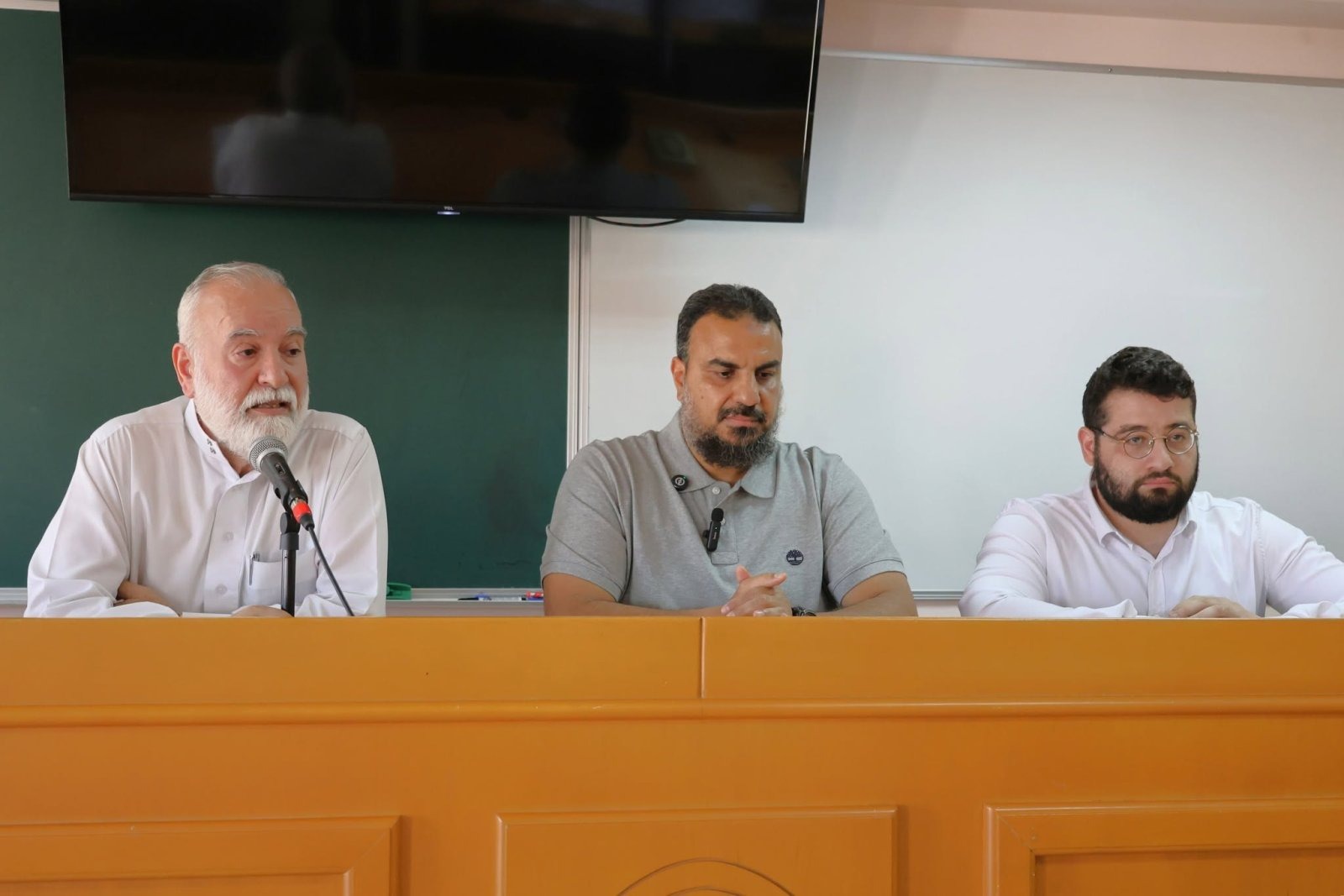 جامعة الجنان تنظّم محاضرة حول النّجاح في ضوء القرآن الكريم