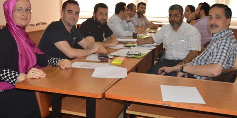 جلسة تقييمية لمشروع المشغل