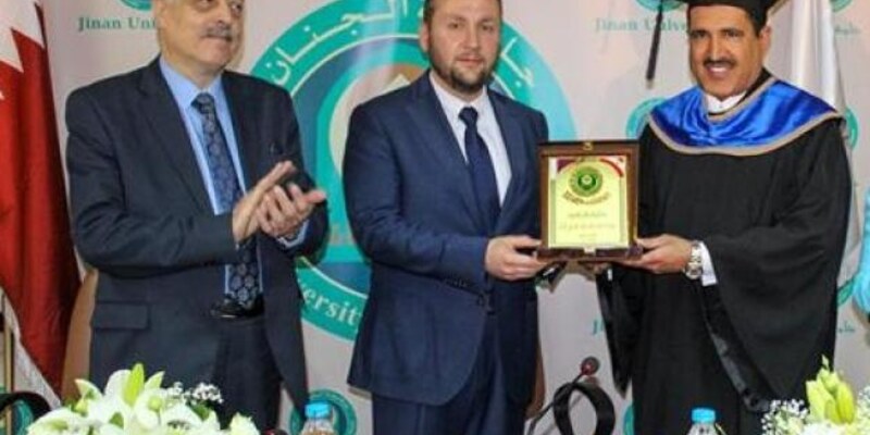 الجنان تكرم أوائل خريجيها القطريين