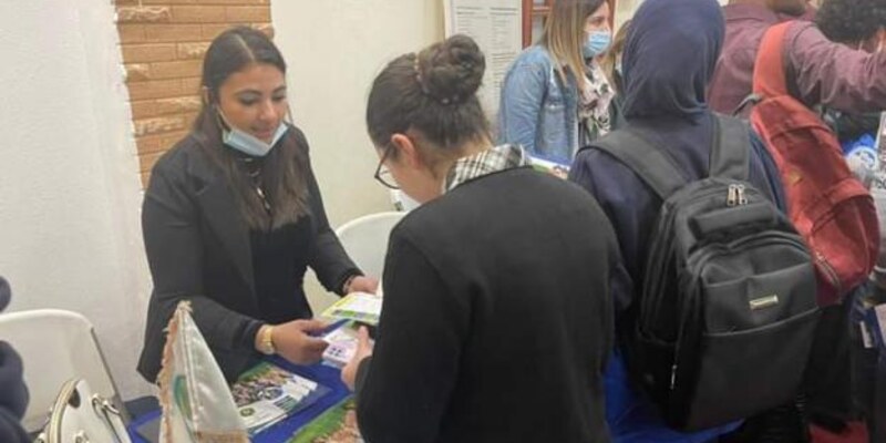 المعرض التوجيهي في ثانوية البيان