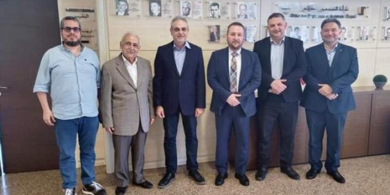 زيارة تهنئة لنقيب المهندسين