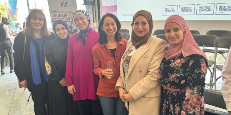 طالبات الترجمة في الجنان يشاركن في جائزة غونكور للشّرق