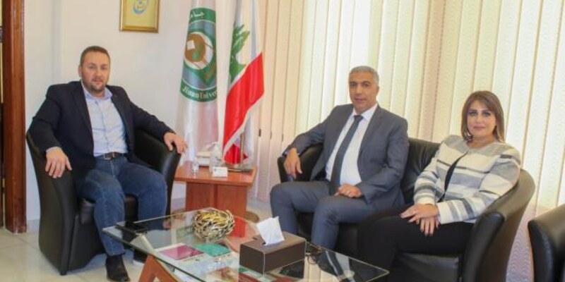 النائب عبود زار جامعة الجنان في طرابلس