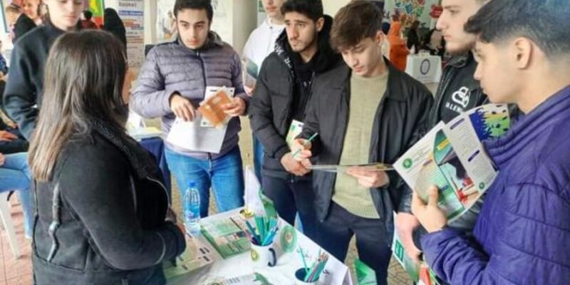 مشاركة دائرة الاستقطاب