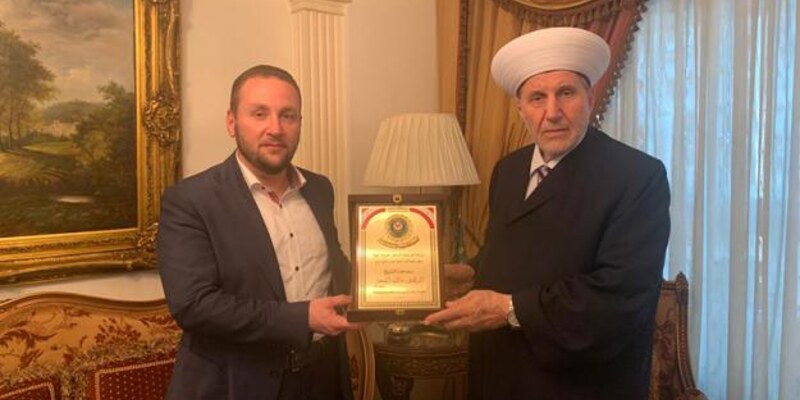 الجنان تكرم سماحة الشيخ الدكتور مالك الشعار