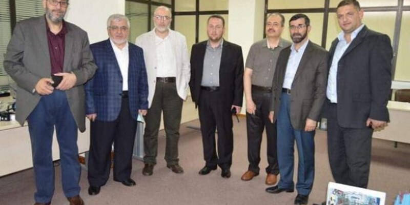 وفد من جامعة السلطان محمد الفاتح في الجنان
