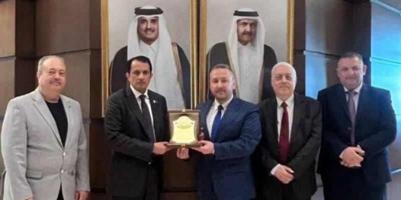 رئيس مجلس أمناء جامعة الجنان يزور سفير دولة قطر في لبنان