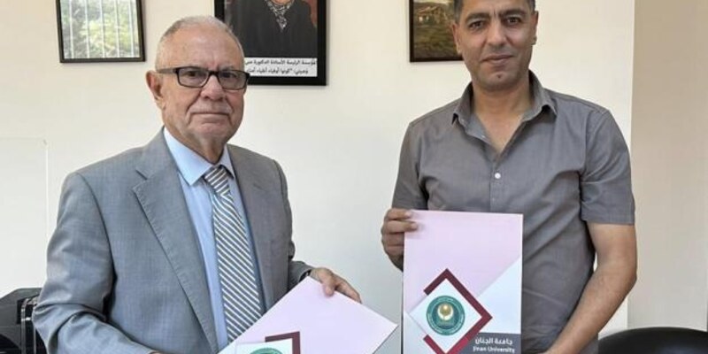 اتفاقية تعاون مع مكتب خدمات الطلبة الفلسطينيين