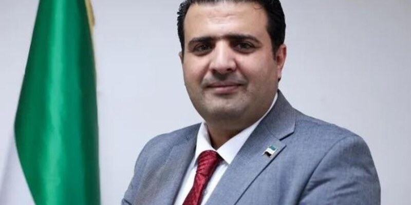 الجنان تهنئ خرّيجها الدكتور حسام الحلّاق بتوليه منصب حكوميّ رفيع